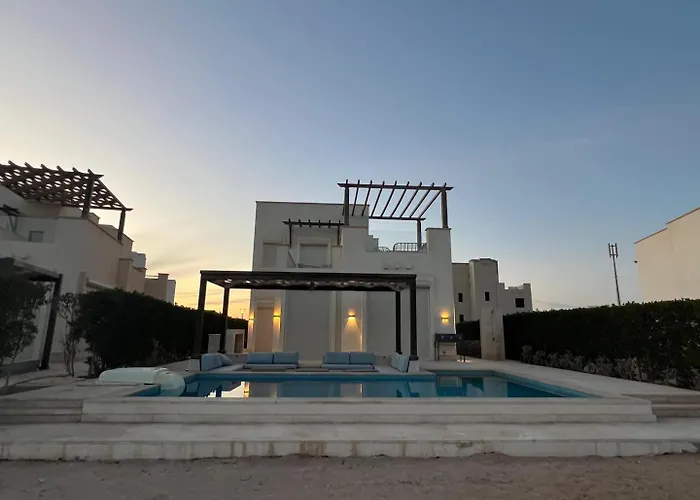 Luxury 4br Cyan • Private Pool * Hurghada