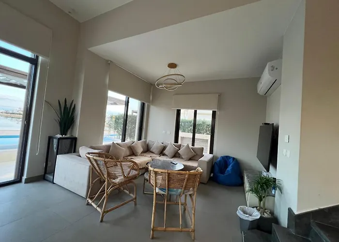 Villa Luxury 4br Cyan • Private Pool *