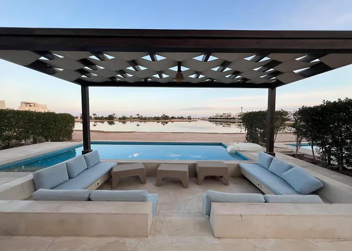 Luxury 4br Cyan • Private Pool Villa *